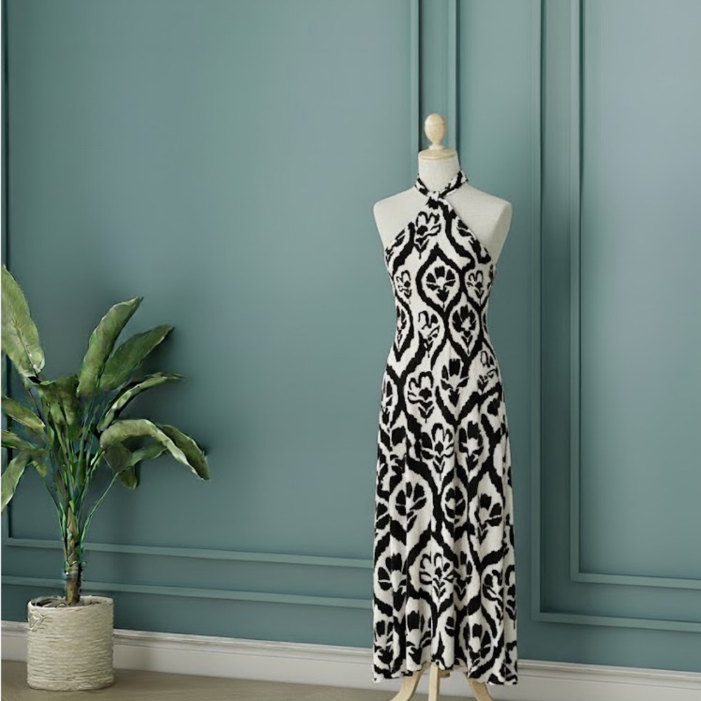 White House Black Market Monochrome Dress